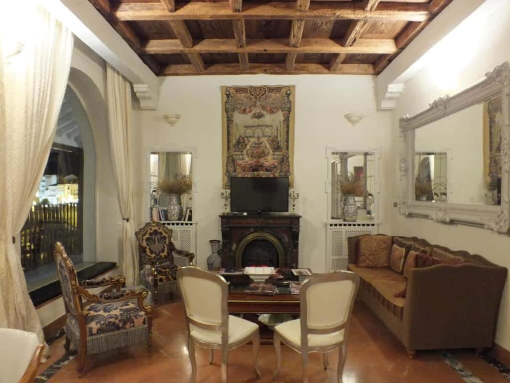 Casa Palacio VillaZambra - a classic, relaxing and charming boutique accommodation surrounded by popular local attractions