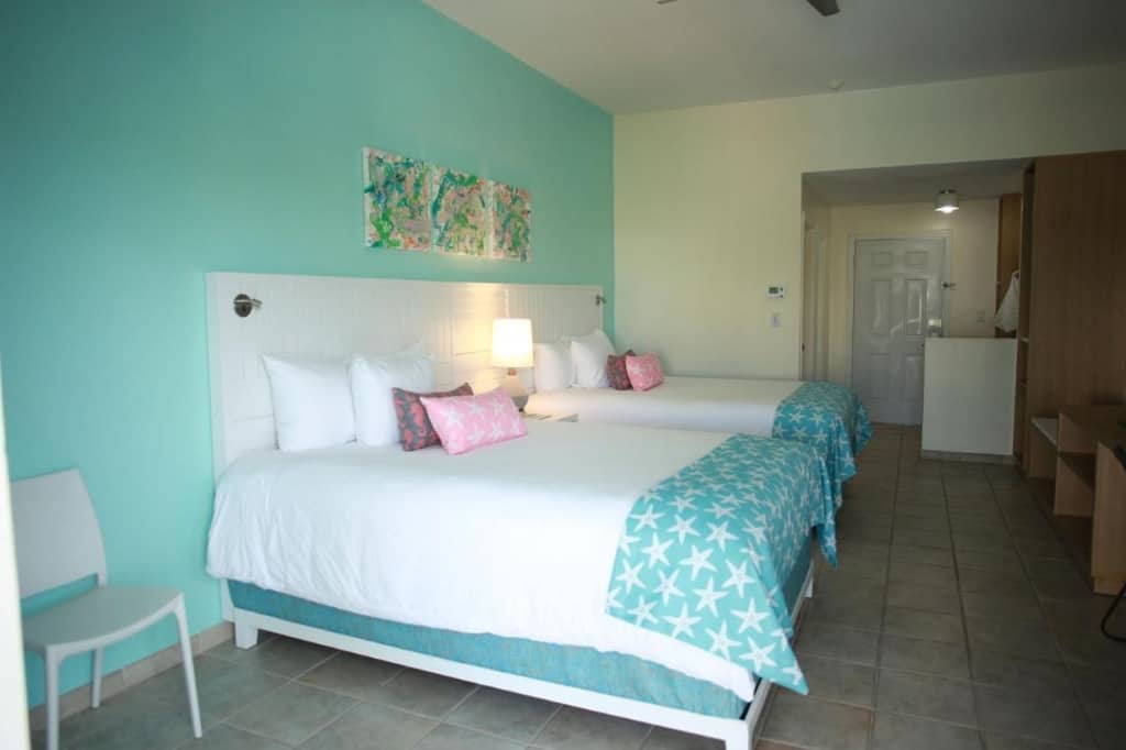 Pelican Bay Hotel - the most hospital hotel in Grand Bahama Island offering a vibrant, elegant and modern stay 