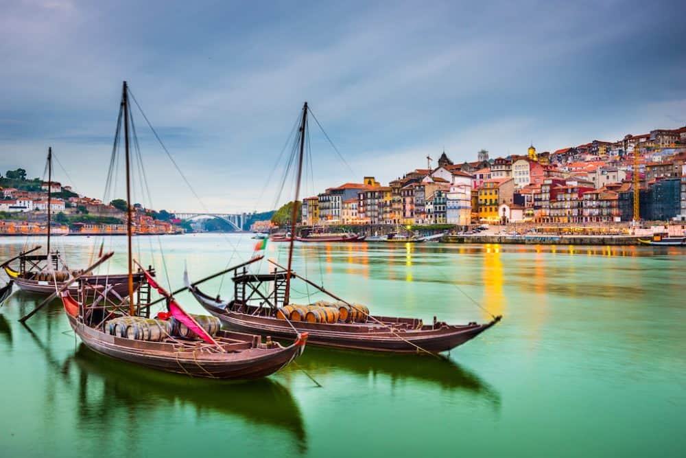 Where to go in Portugal - a pretty harbour in Porto